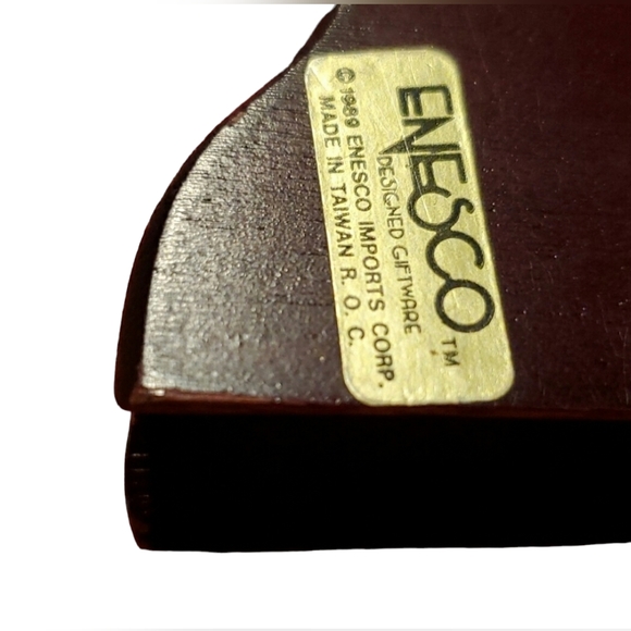 Wooden Walnut Enesco Vintage Plate Holder - Picture 7 of 8